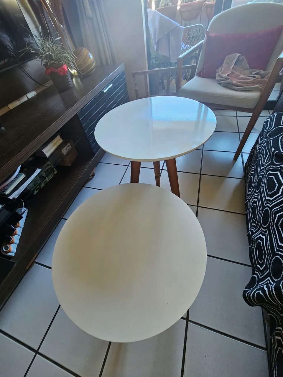 CONJUNTO DE 2 MESAS DE APOIO - Foto 4