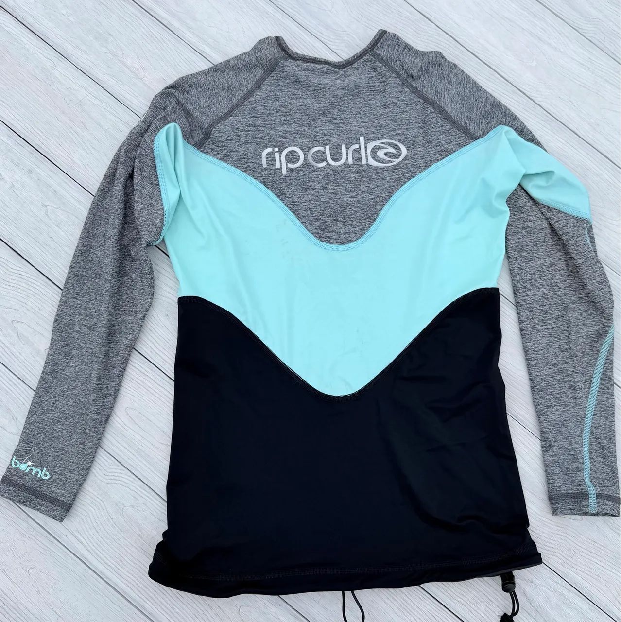 Lycra RIP CURL feminina tamanho M - Foto 2