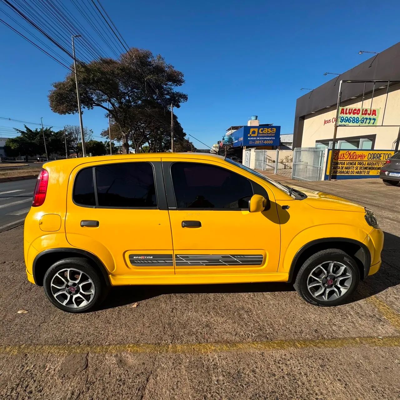 Fiat Uno Sporting 1.4 EVO Fire Flex 8V 4P 2014 - Foto 4