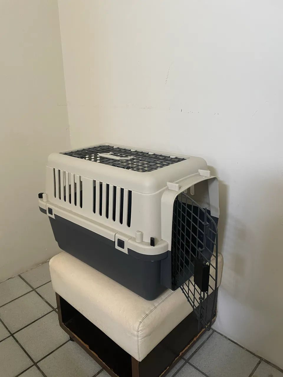 VENDO CAIXA DE TRANSPORTE PARA PETS