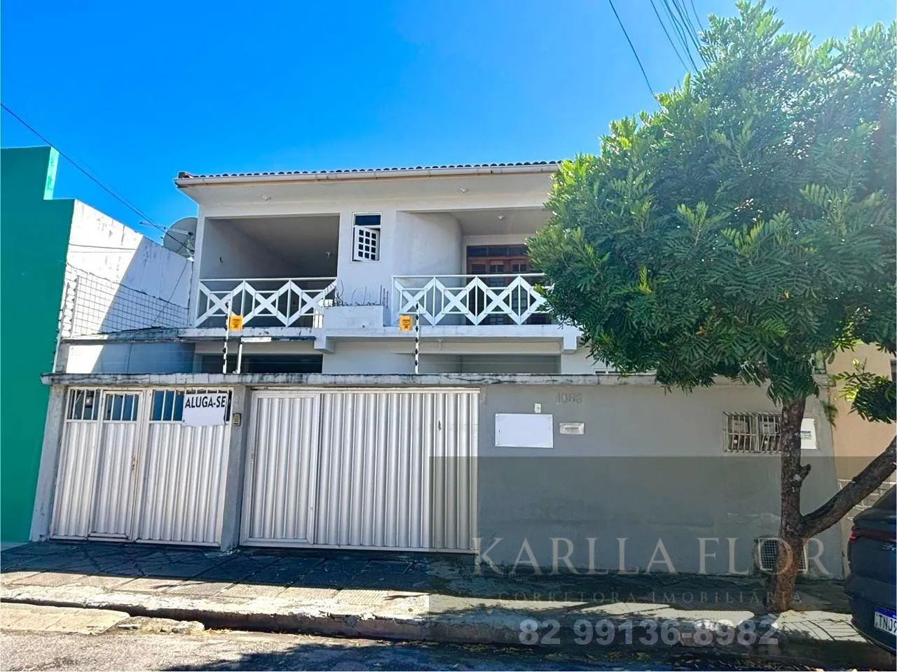 Alugo casa na Jatiúca 4/4