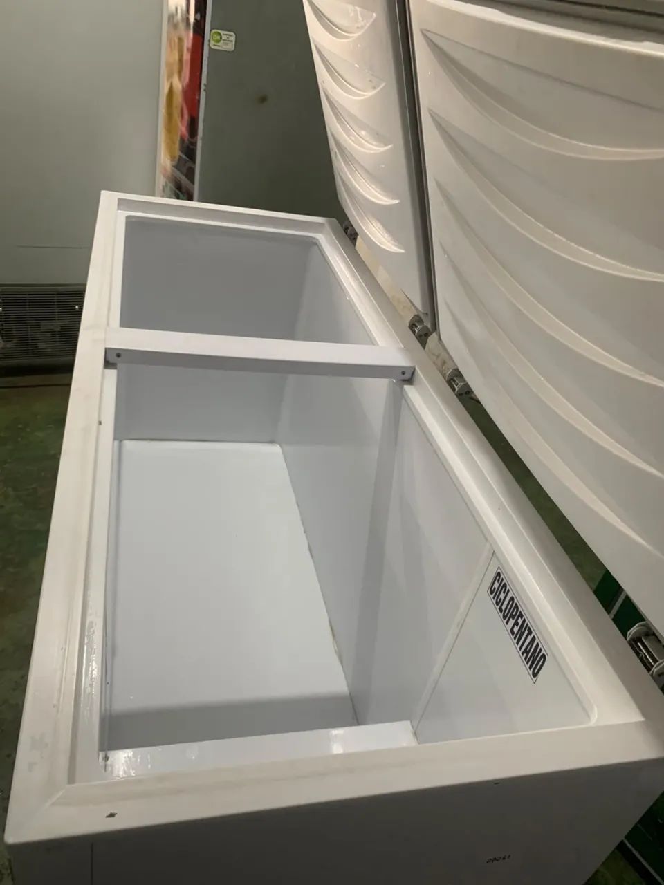 Freezer gelopar 510 litros  - Foto 2