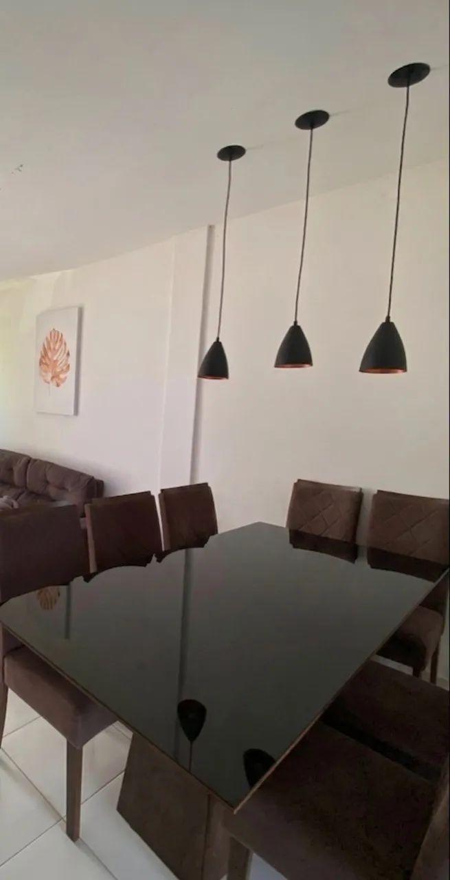 Mesa 6 cadeira com tampo de vidro semi nova 
