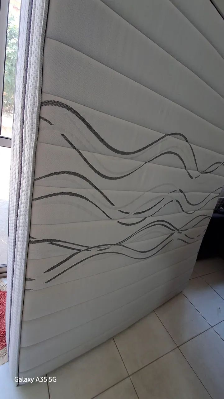 Cama de casal ORTOBOM 