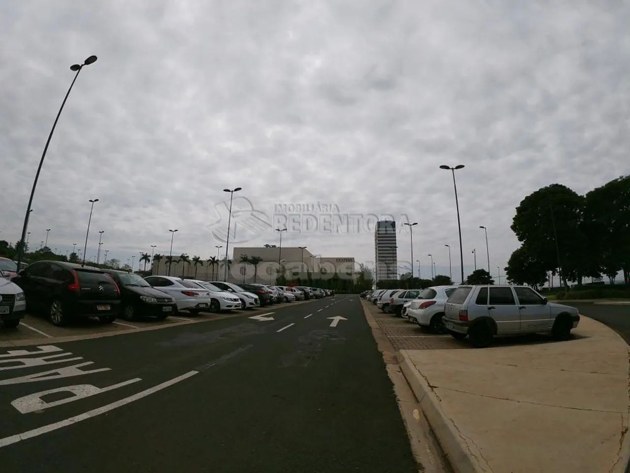 Comercial Sala em São José do Rio Preto - Foto 2