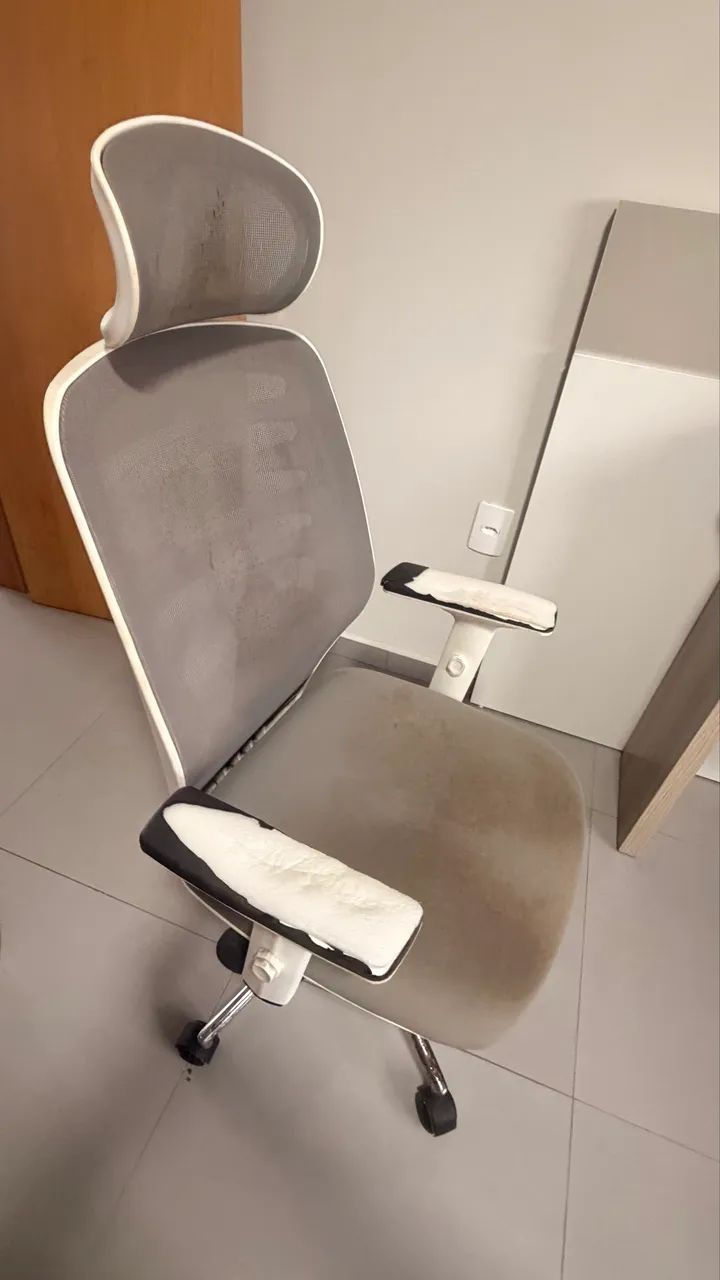 Cadeira de escritório ergonômica  - Foto 2