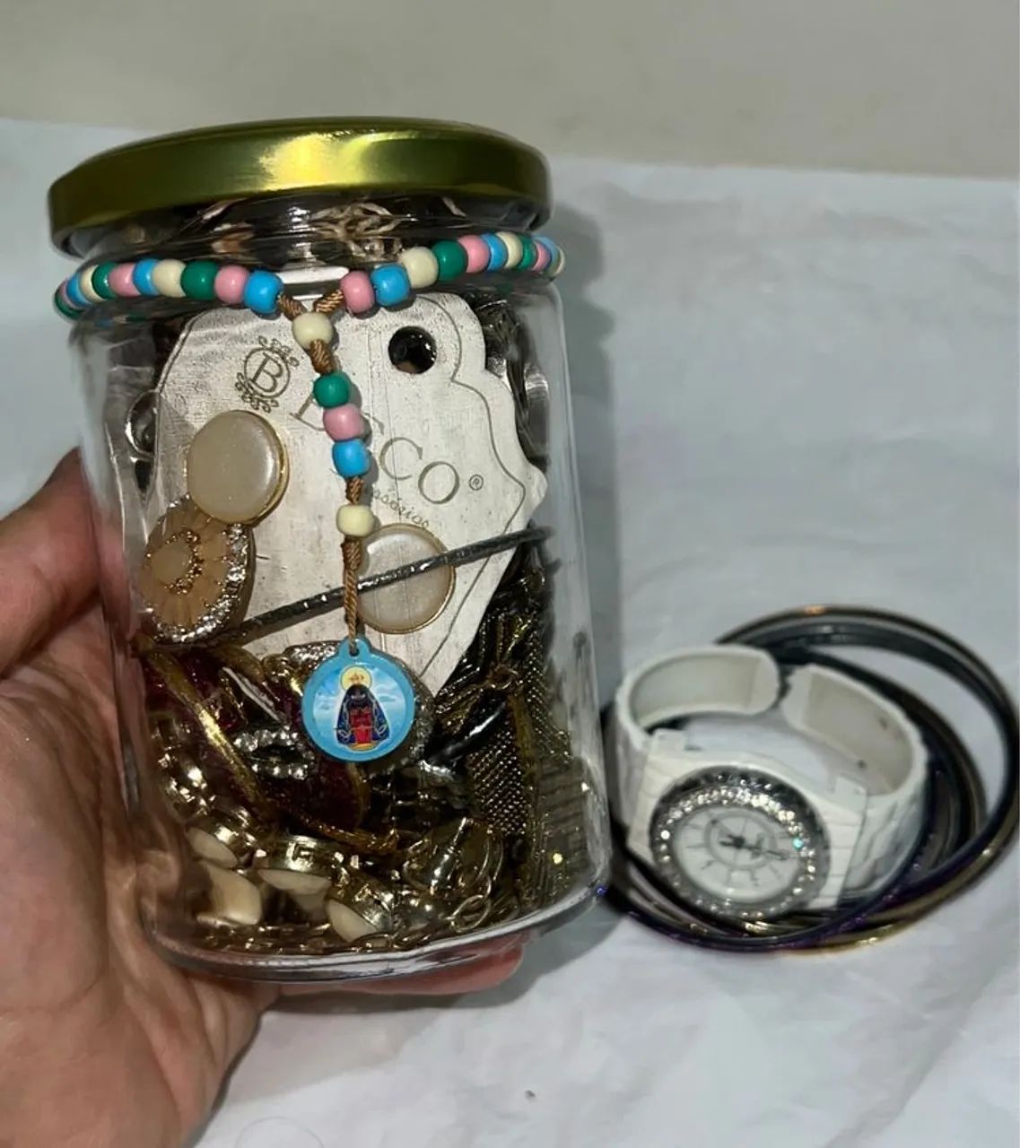 pote de joias não misteriosas (novas e usadas)
