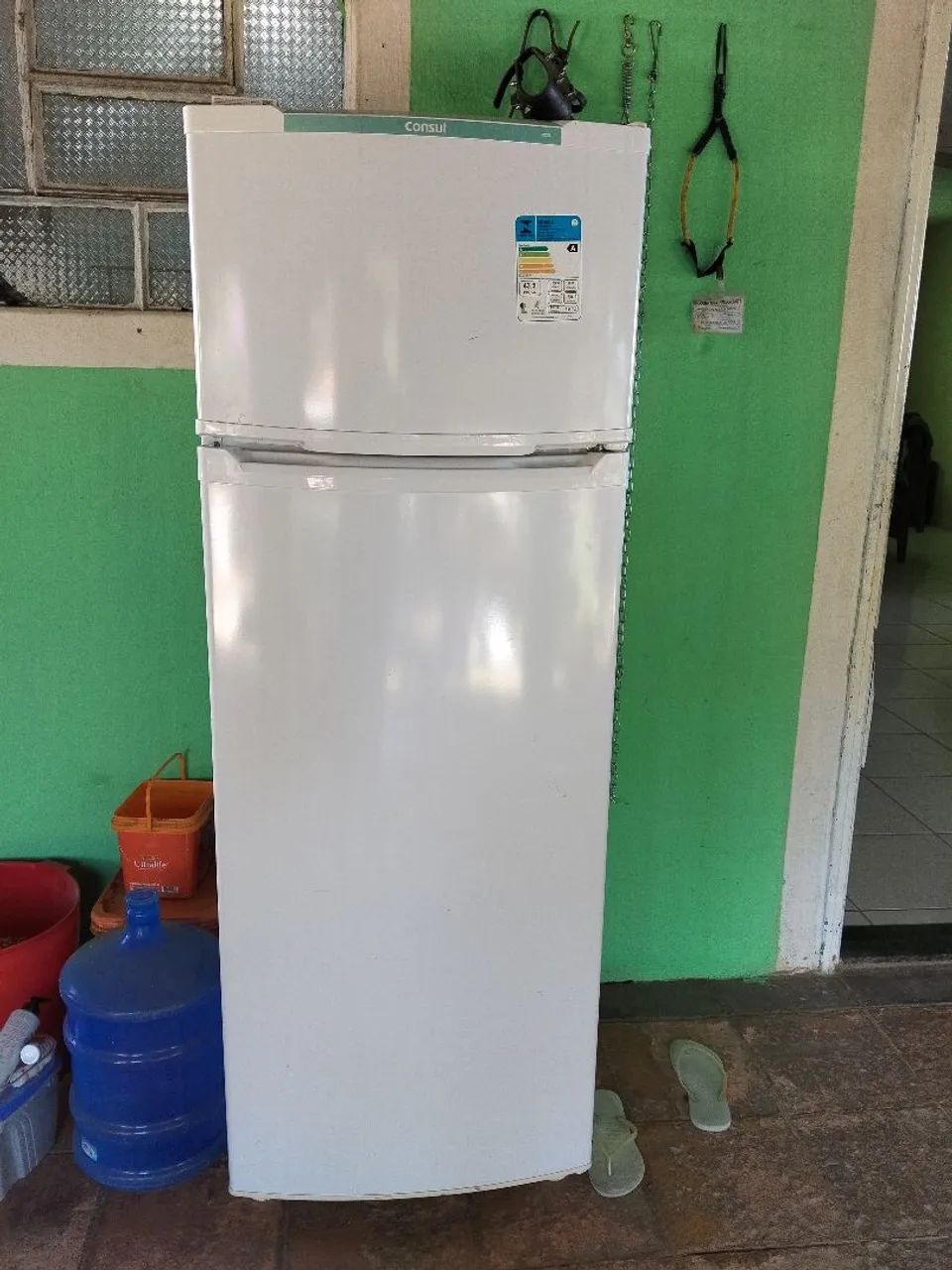 Geladeira muito nova Consul 