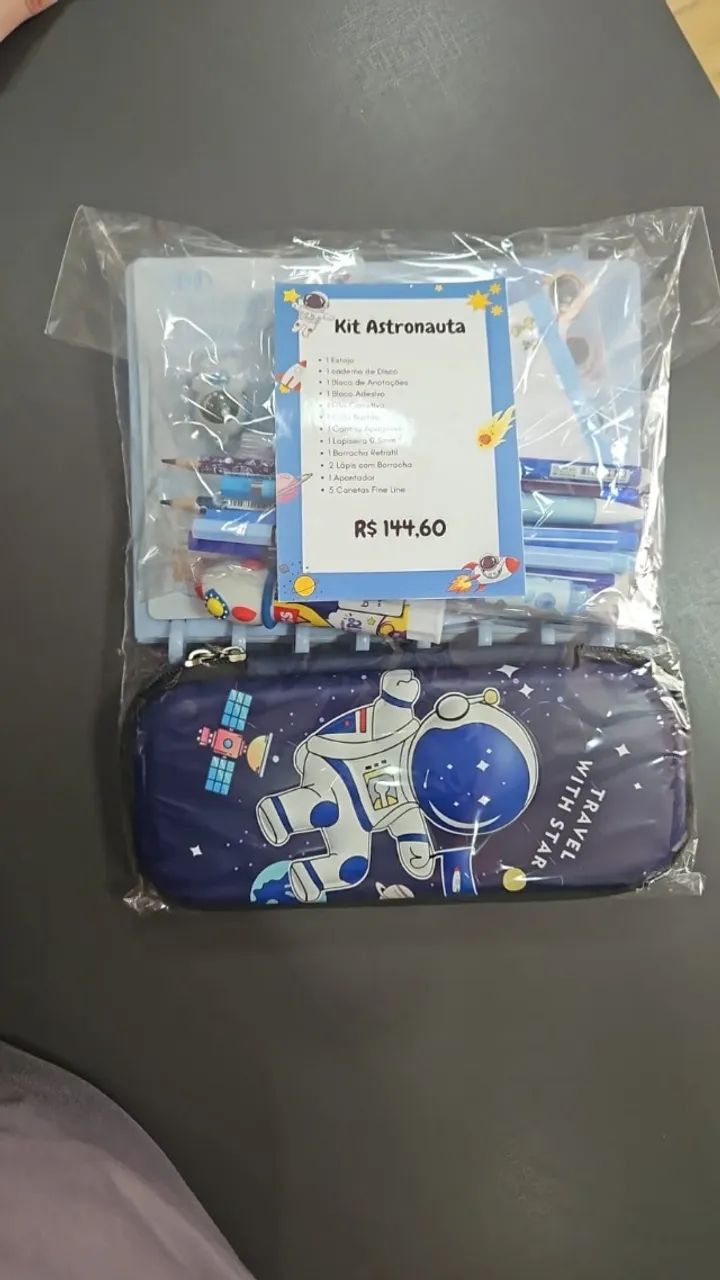Kit Escolar do Astronauta