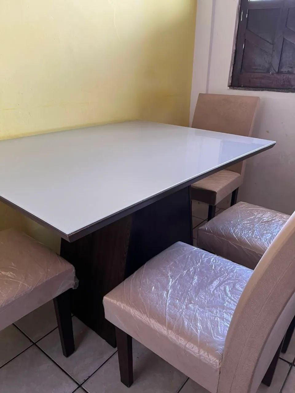 Mesa 4 cadeiras  - Foto 4