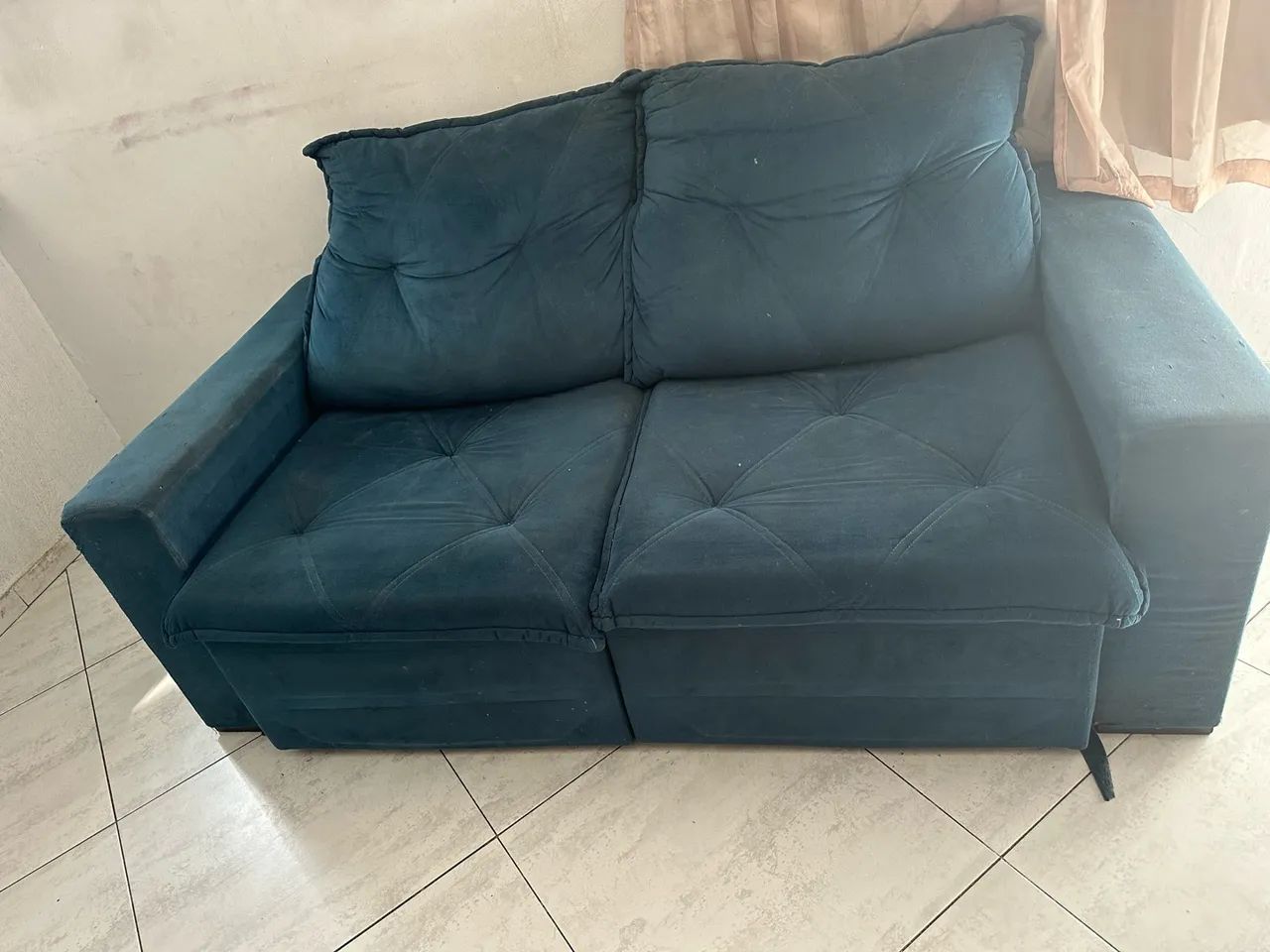 Vendo sofá usado com avarias  - Foto 4