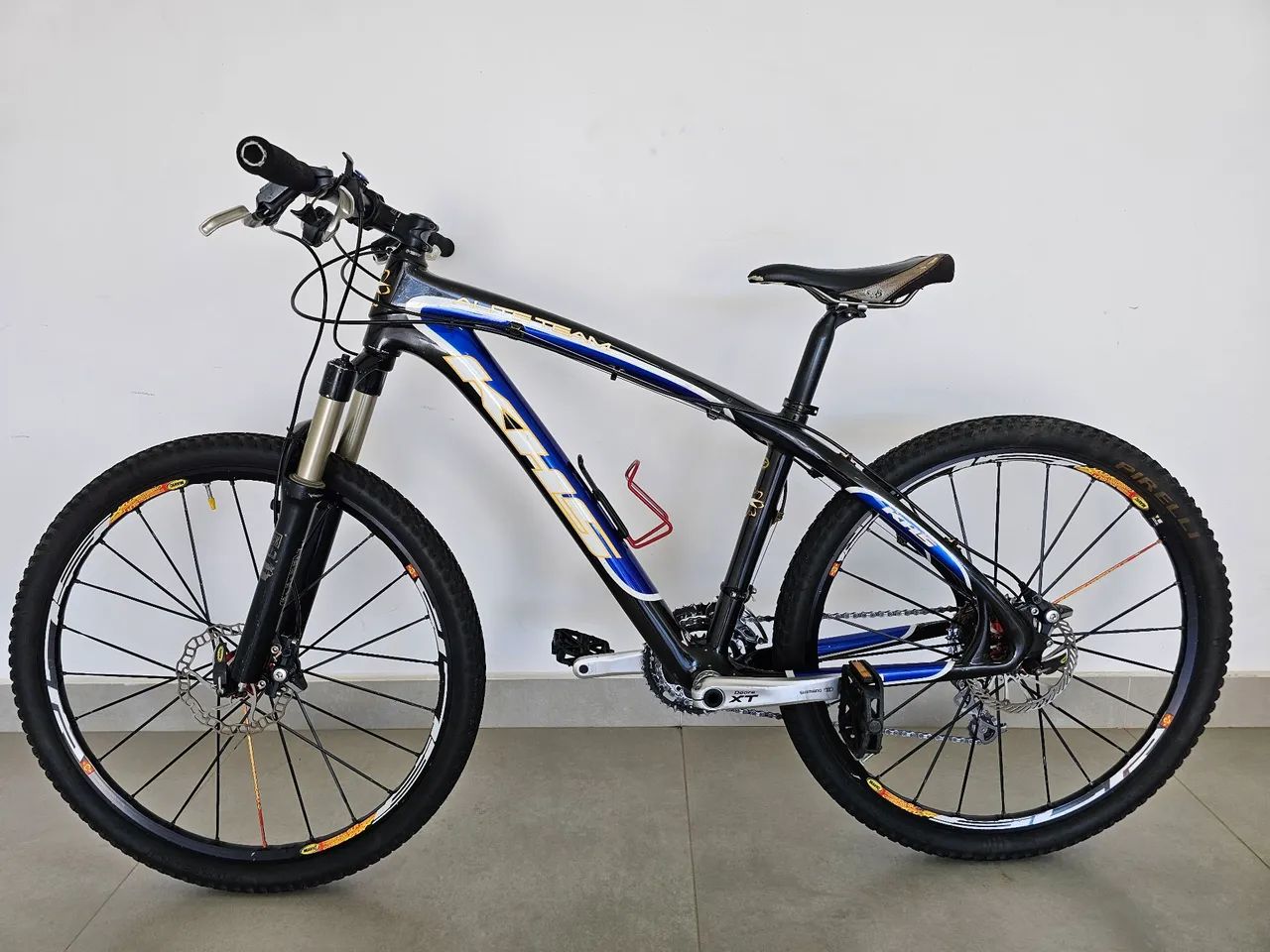 Bicicleta mtb khs carbono aro 26 