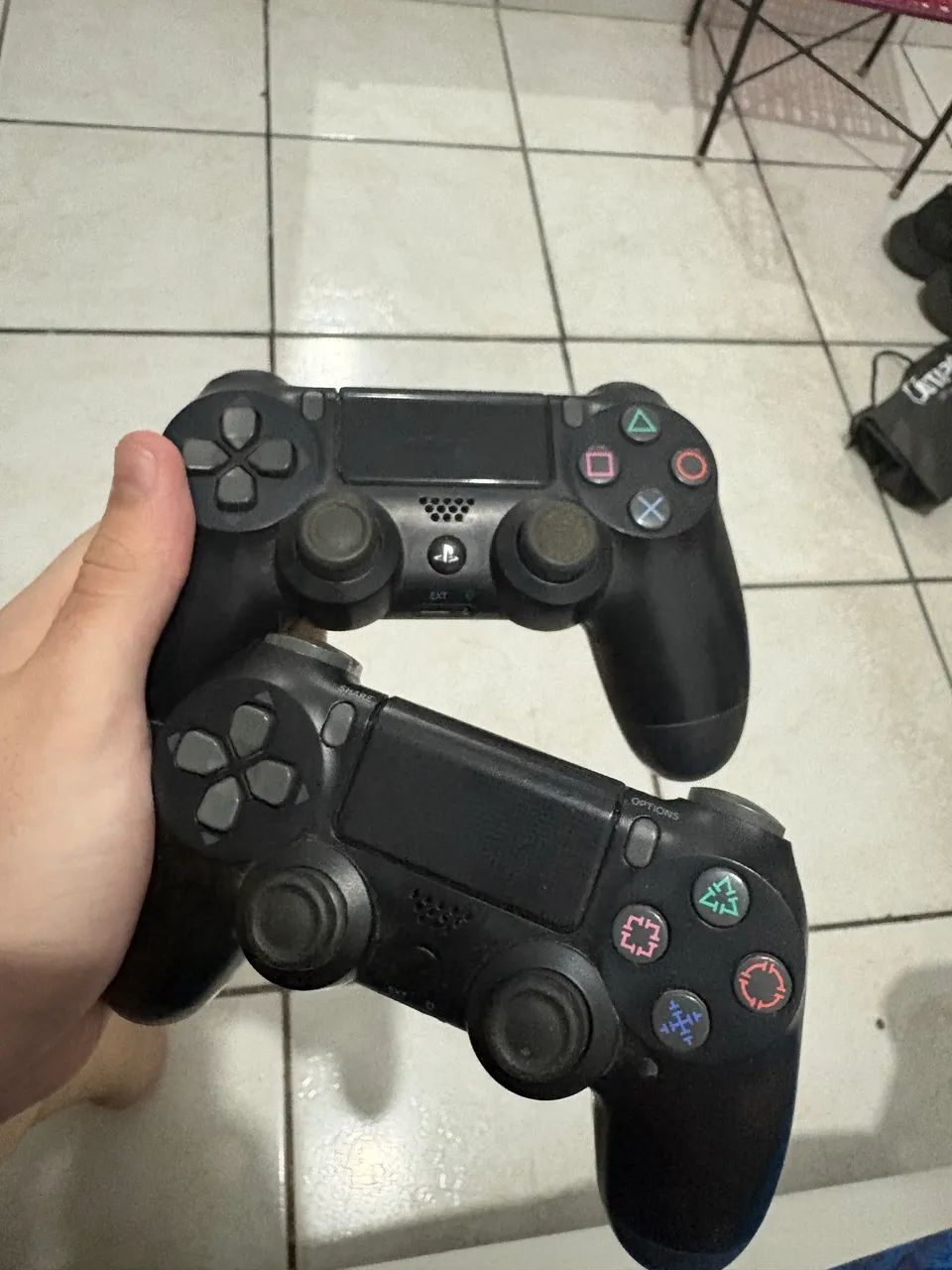 2 controle de ps4 (defeito) - Foto 3