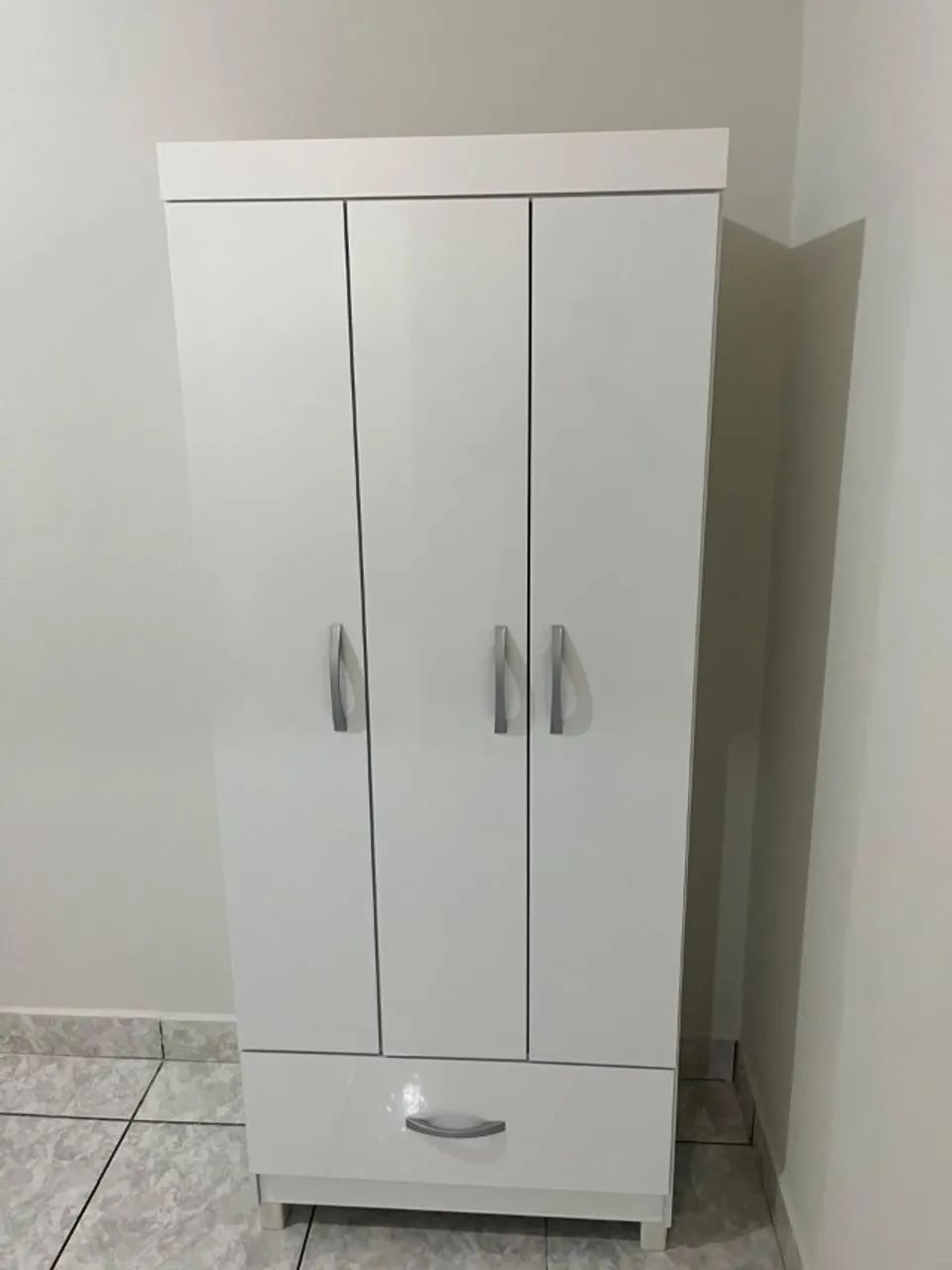 Guarda Roupa Solteiro NOVO - Foto 4