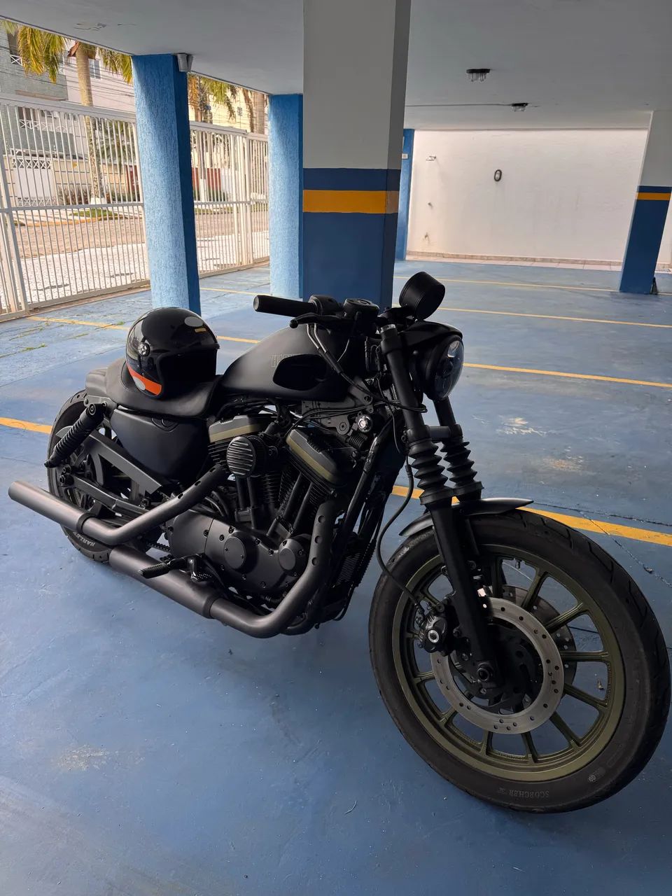 Harley Davidson 883R 2009 - Foto 5