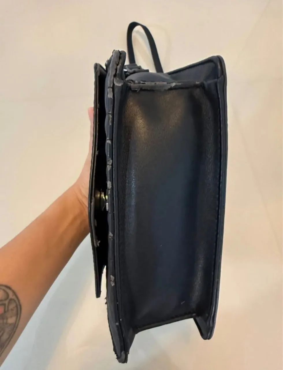 Bolsa Transversal GUESS Original - Foto 4