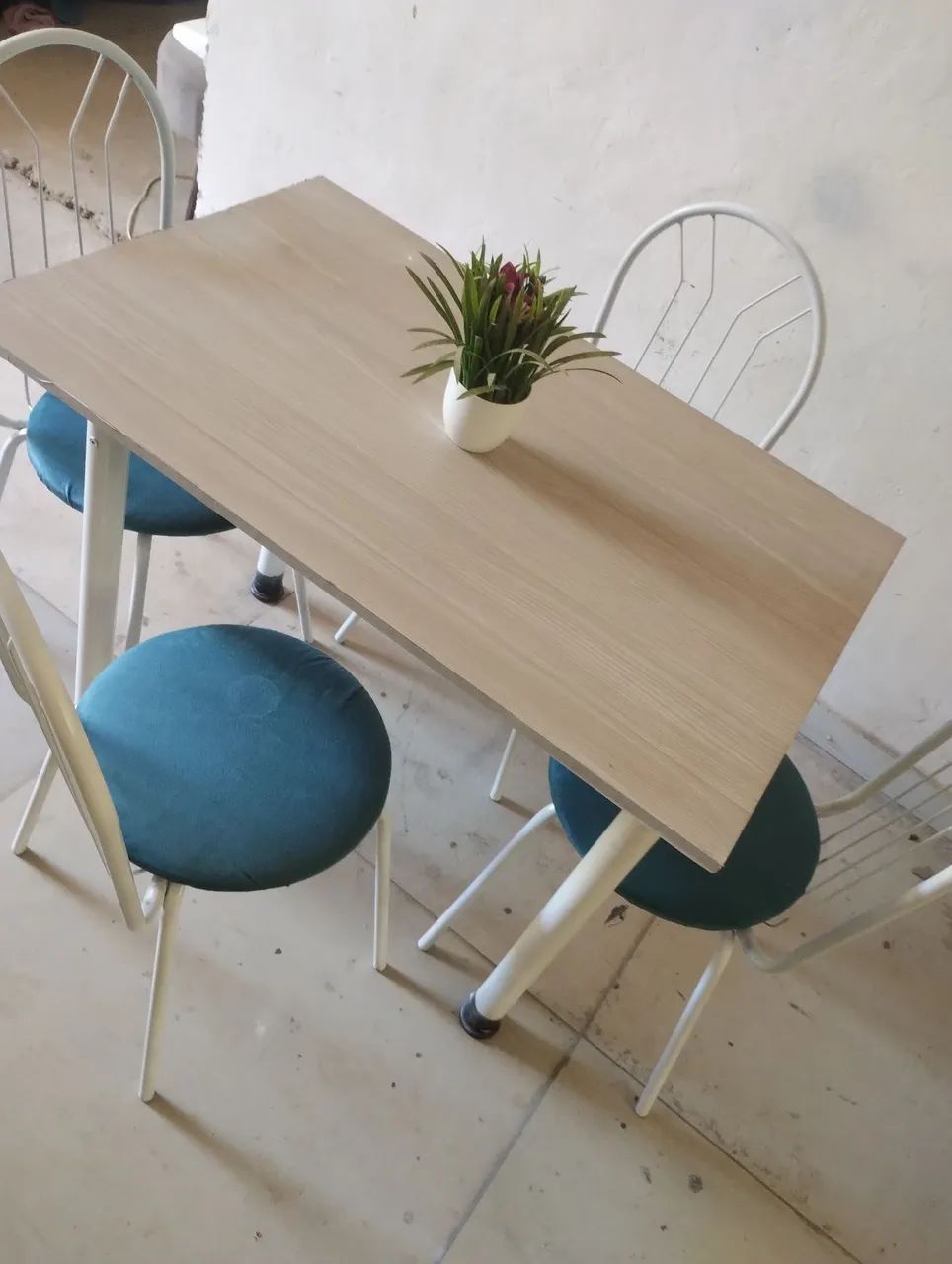 Faço a entrega, conjunto de mesa com 4 cadeiras  - Foto 4