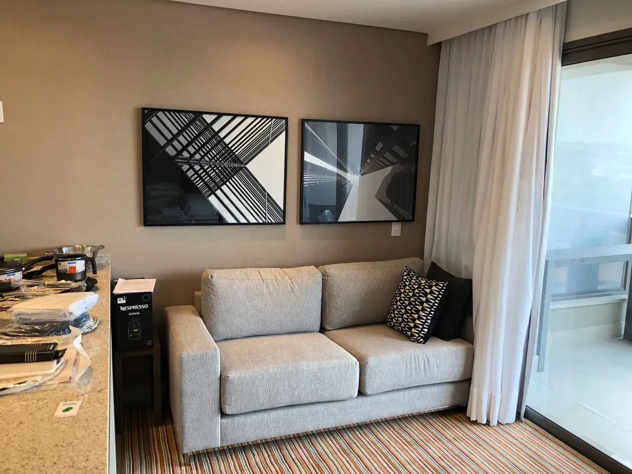 Mude Hoje: Studio Mobiliado em Pinheiros com Varanda e Conforto Total - Foto 3