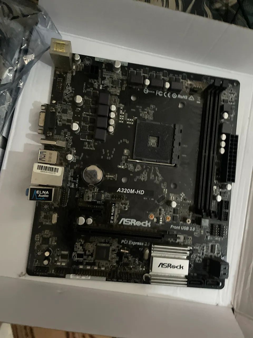 Processador: Atlhon 3000g/ placa mãe a320m-hd/ 8gb de ram 2666hz - Foto 4