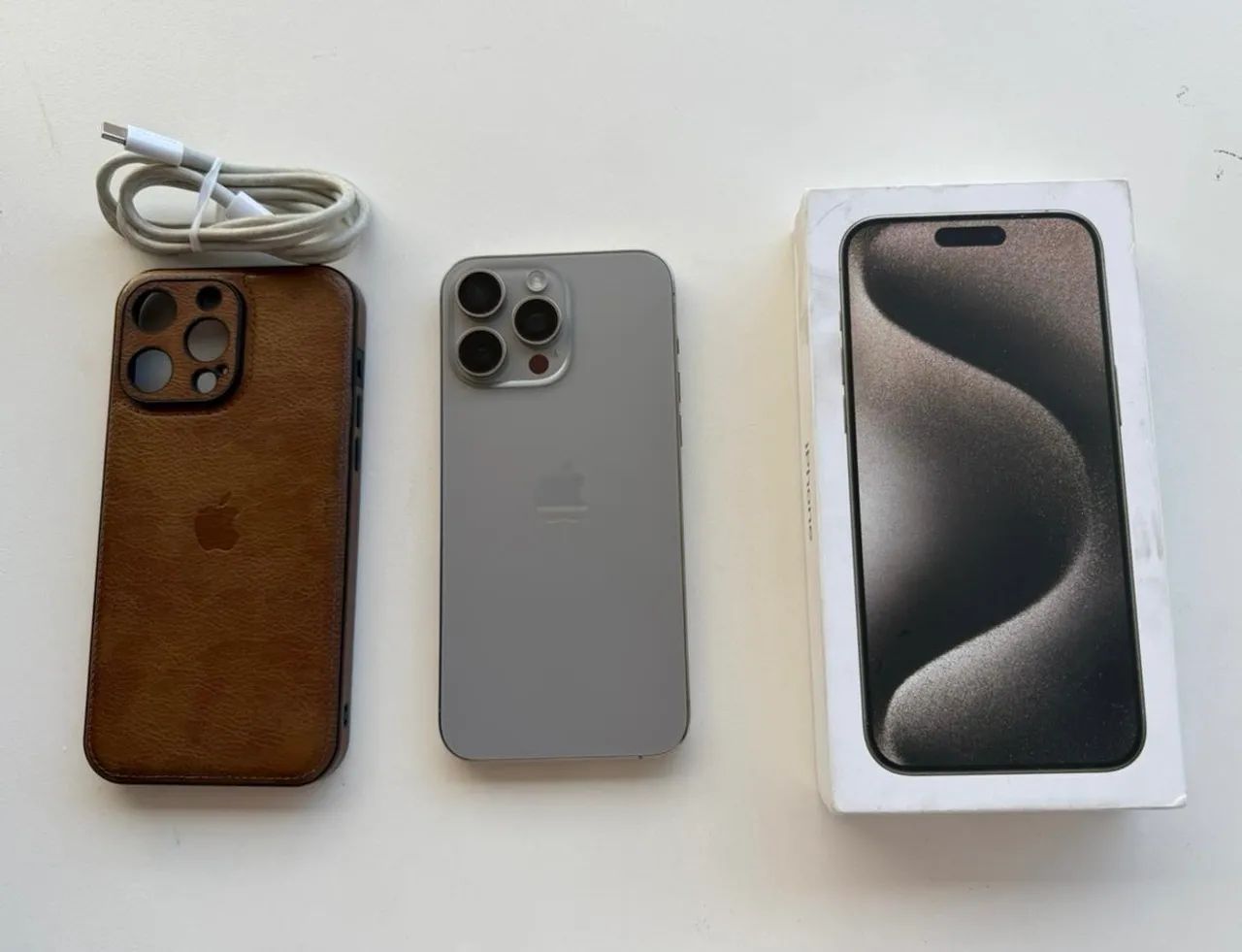 iPhone 15 pro Max NA CAIXA - Celulares e Smartphones - Ponta Verde