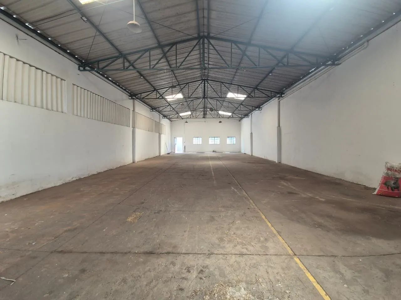 BARRACÃO INDUSTRIAL - 300M² - CAJURU - SOROCABA / SP