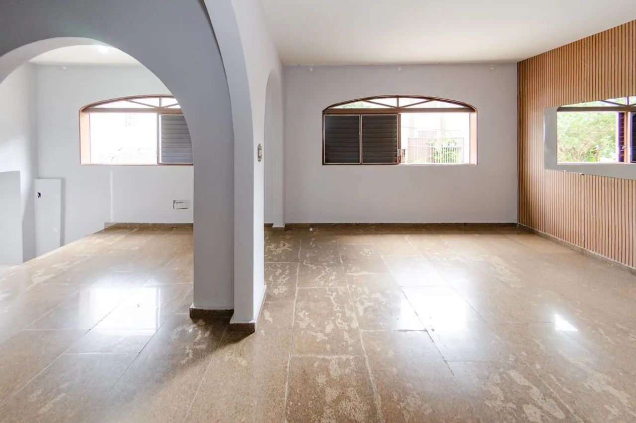 Casa à Venda - Padre Eustáquio, 5 Quartos, 360 m2 - Foto 2