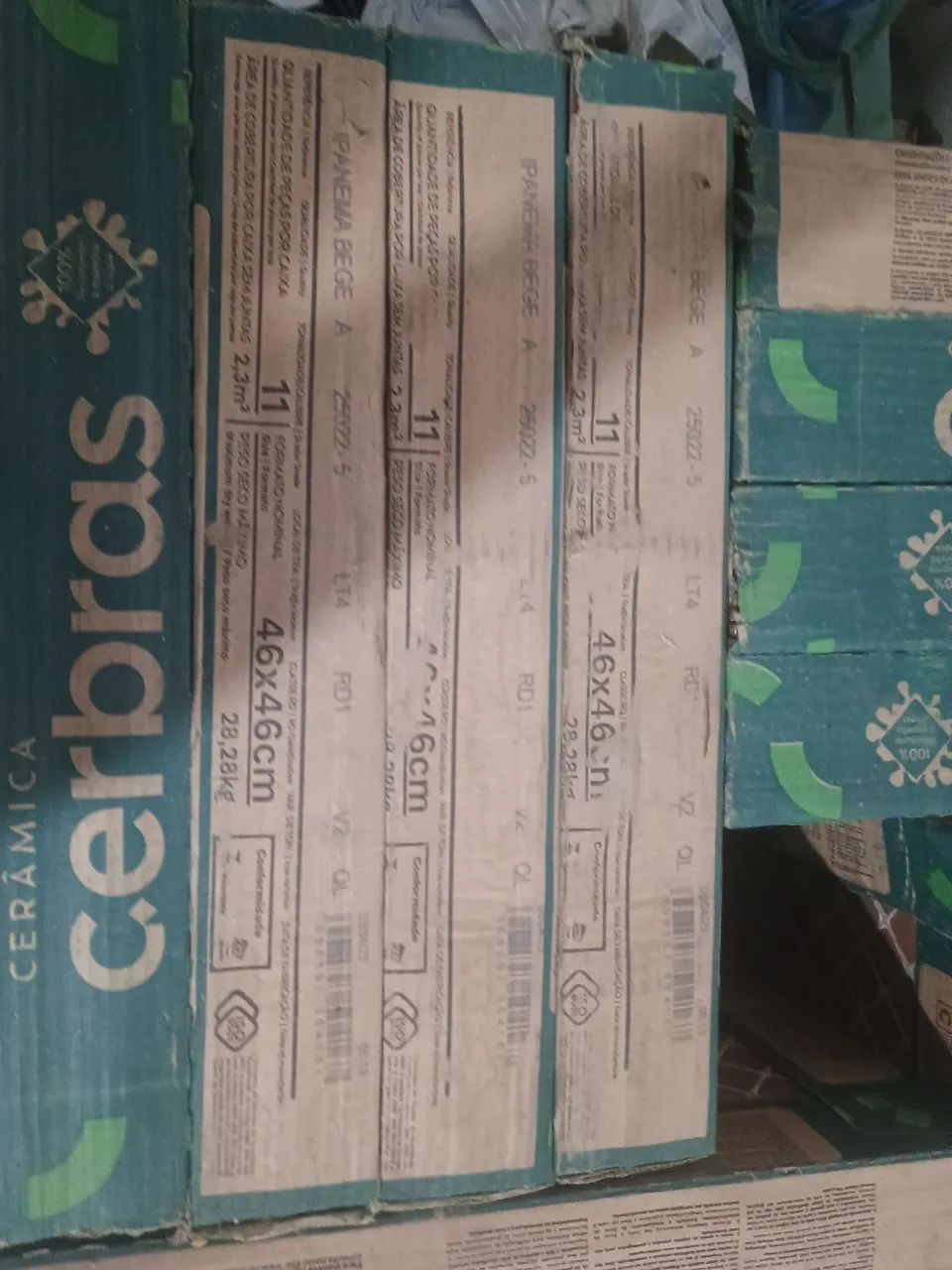 Piso Tipo A 46x46, 30 caixas 69m2 - Foto 3