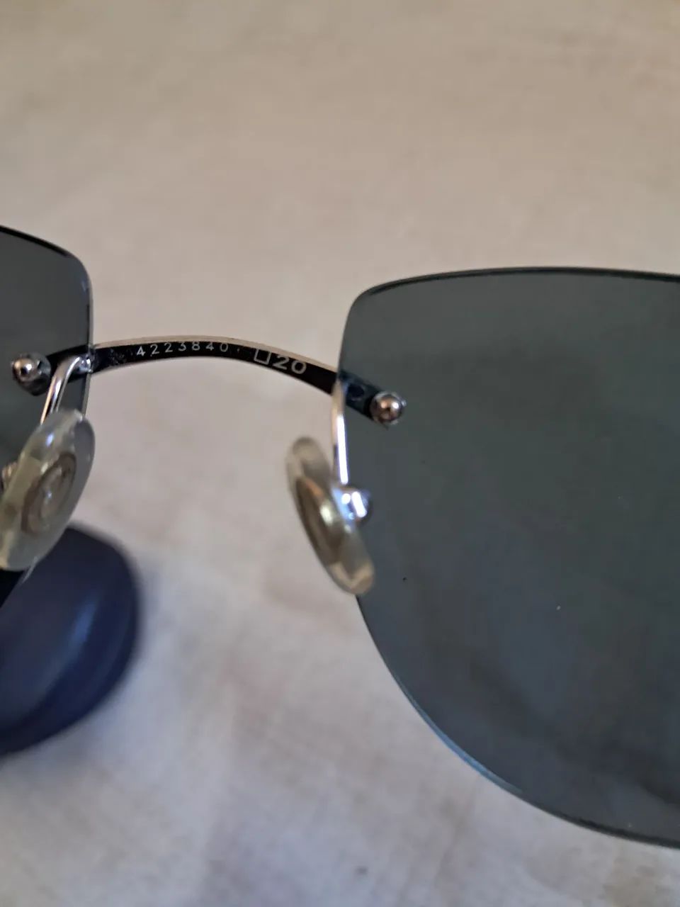 Vendo Óculos de Sol com grau  - Foto 4