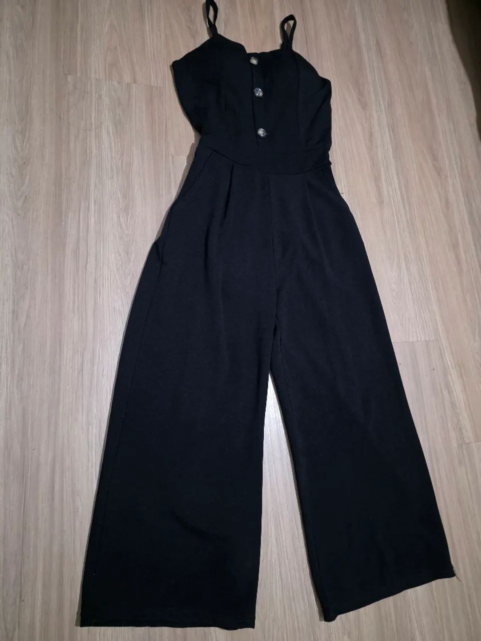 Macacão preto