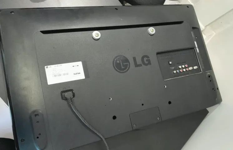 TV LCD LG 32" - Foto 2
