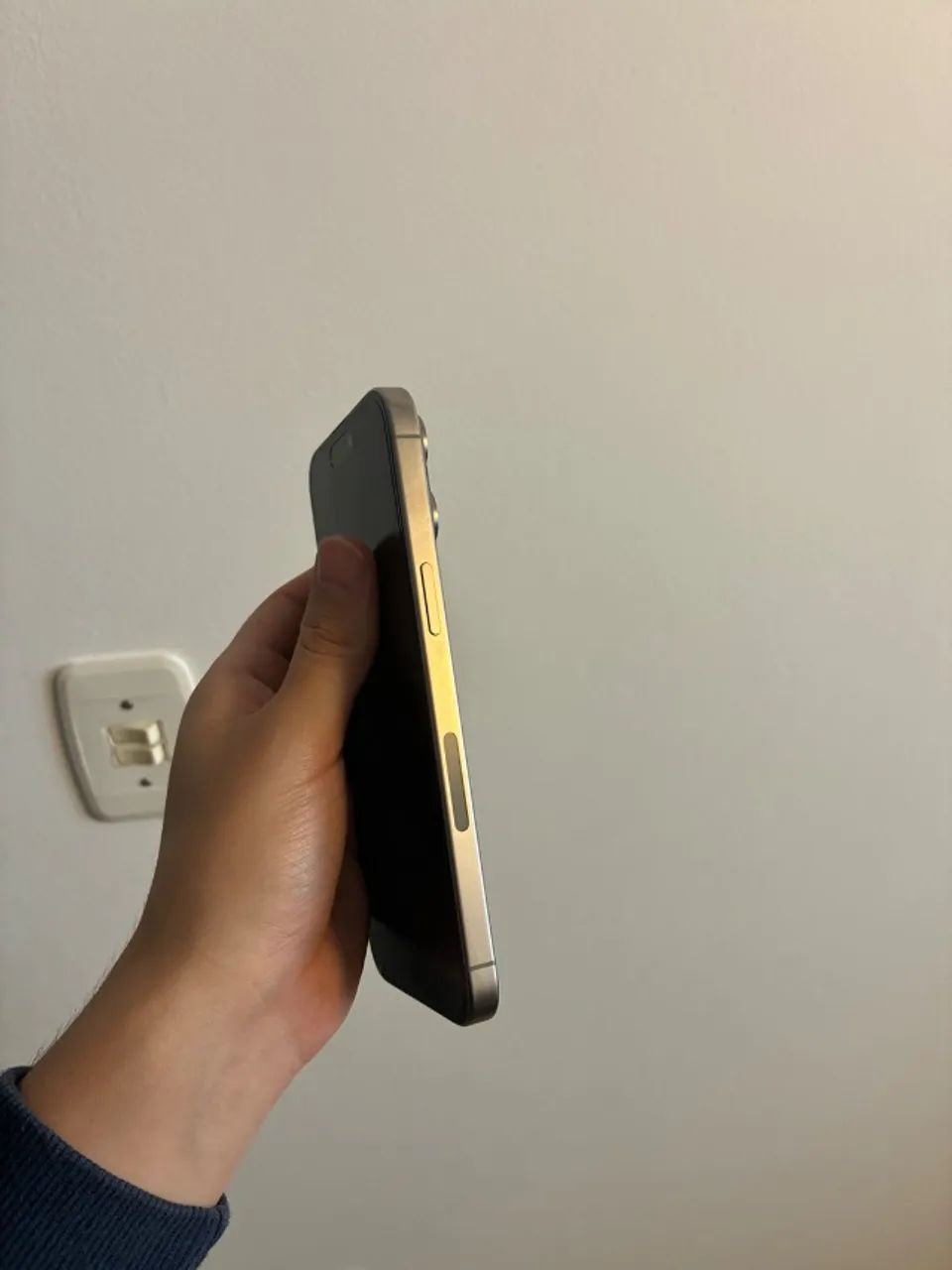 iPhone 15 Pro Max - 256 GB | Titânio Natural - Foto 2