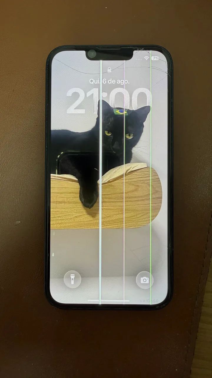 iPhone 13 com 2 anos de uso - linhas na tela - Foto 2