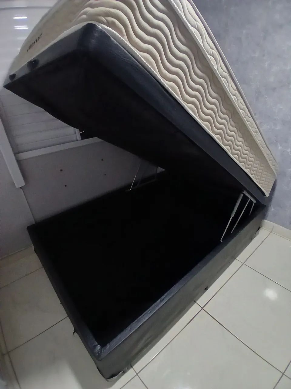 Cama casal box baú e colchão de molas ensacadas ortobom - Foto 2