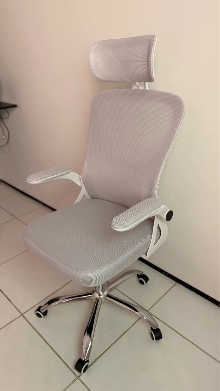 Cadeira Ergonômica Premium com Apoio de Cabeça - Nova, Nunca Usada