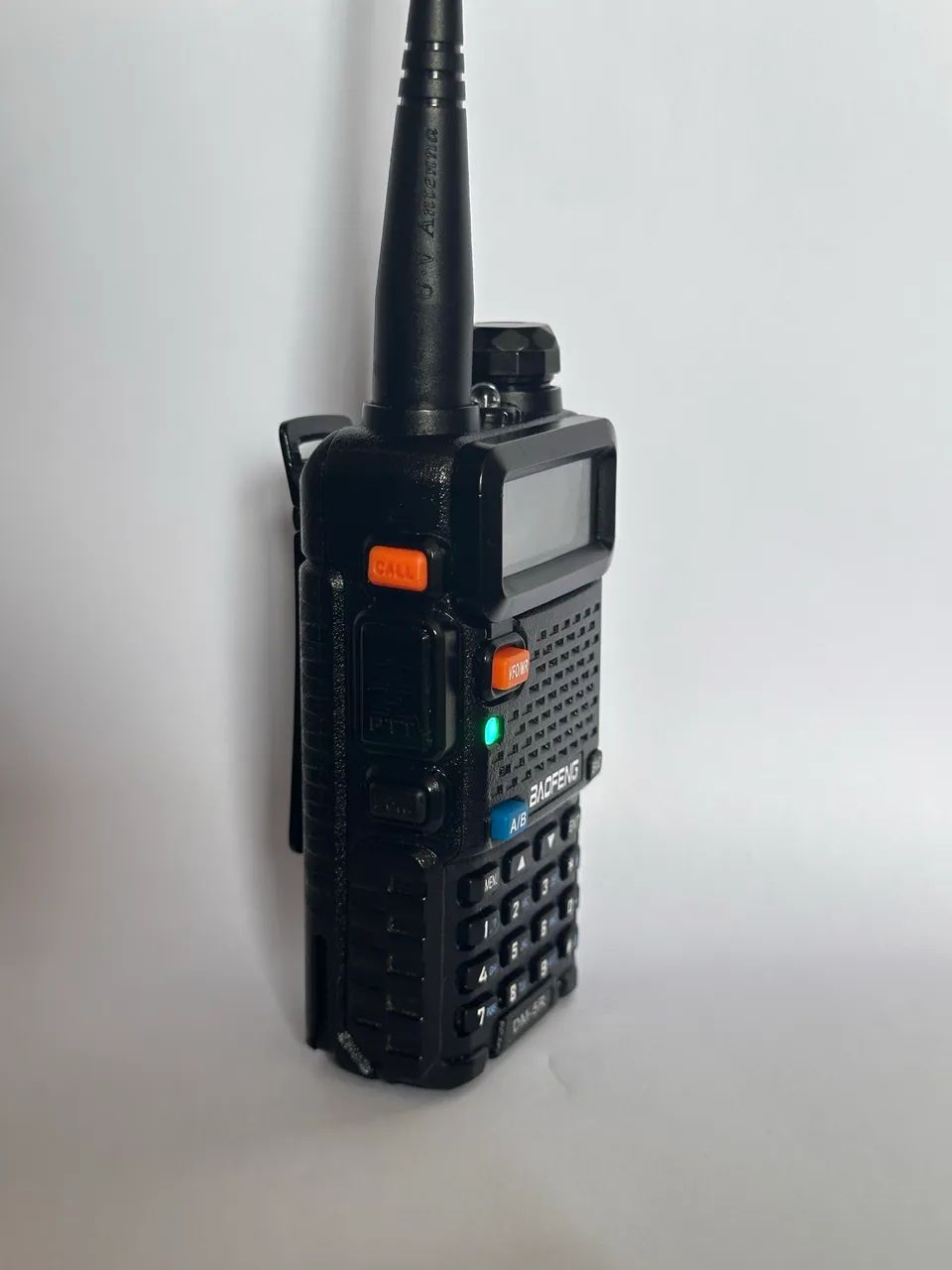 Baofeng DM-5R analógico e digital DMR - Foto 4