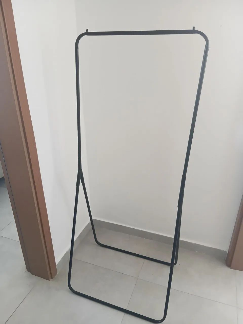 Arara de roupa  - Foto 2