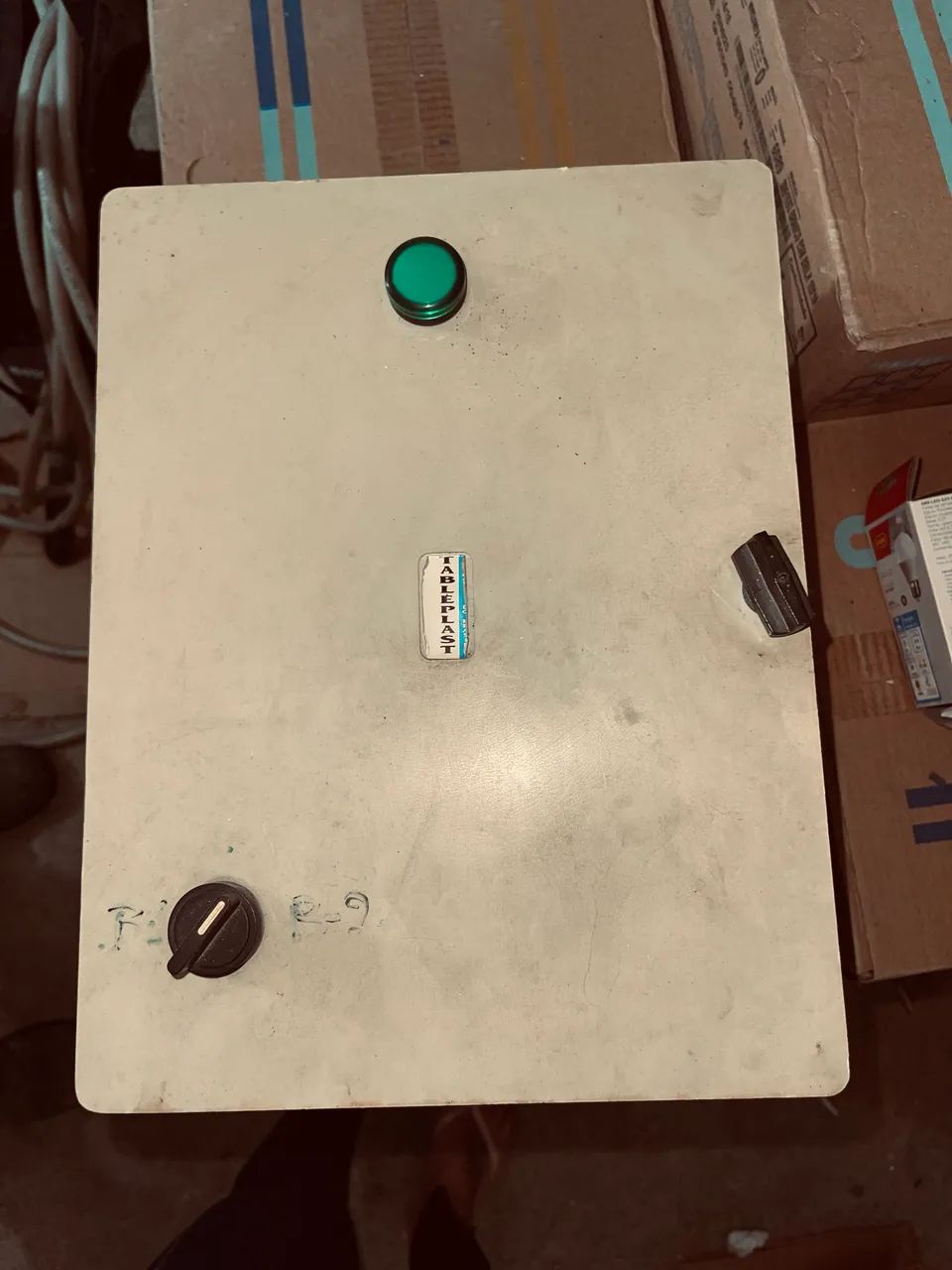 Quadro de comando elétrico 