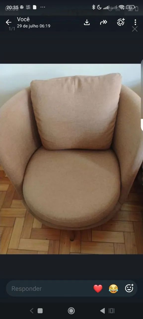 Vende se uma poltrona. - Foto 2