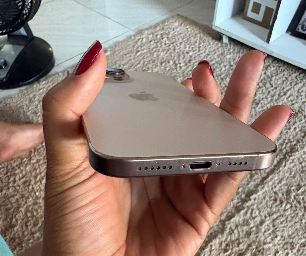 iPhone 16 Pro Max 256 - Foto 2