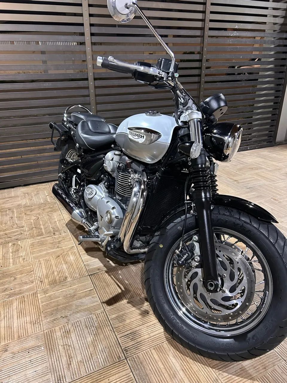 Triumph Speedmaster 1.200 Super nova e equipada - Foto 5