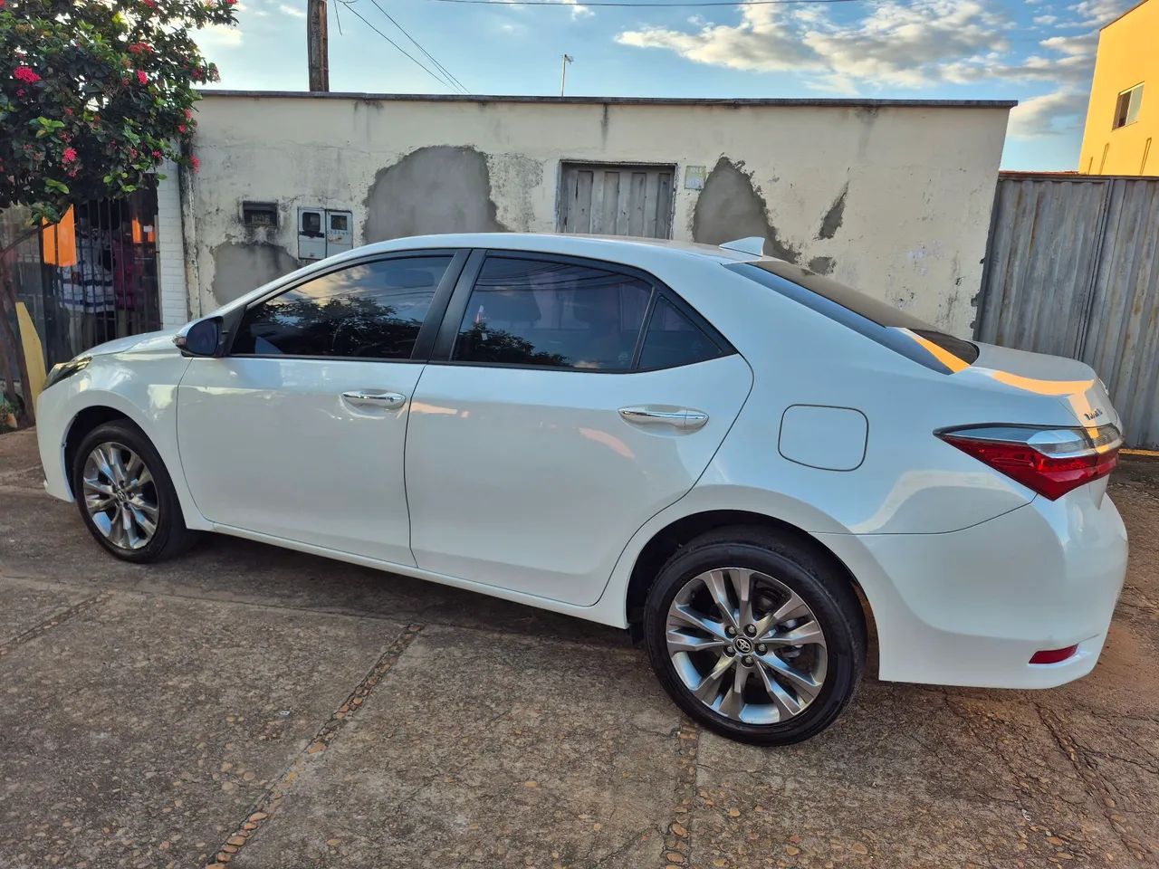 Toyota Corolla XEI 2.0 Flex 16V Aut. 2019 - Foto 4