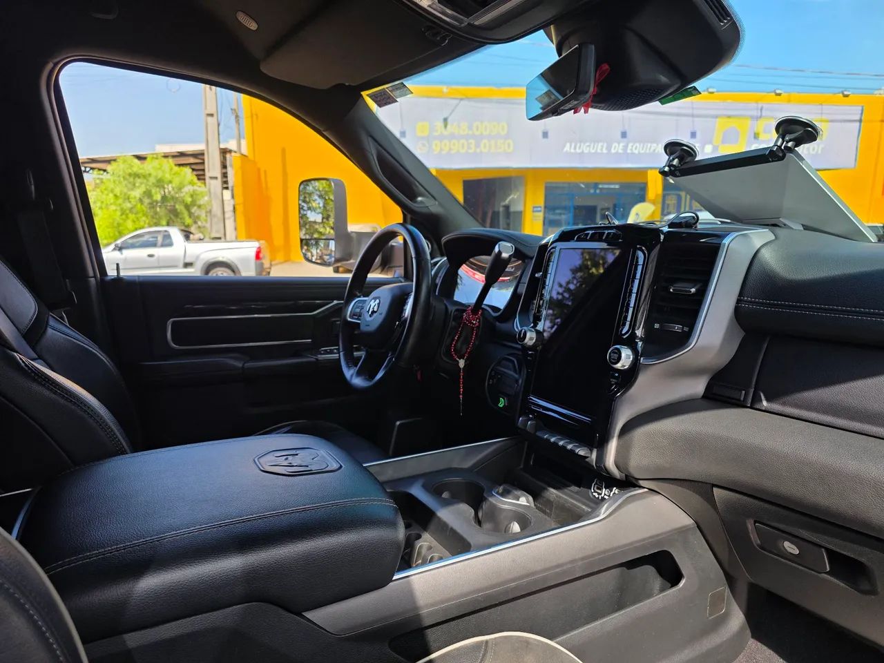 Ram 2500 Laram. 6.7 Night ED. TB CD 4X4 DIE 2021 - Foto 4