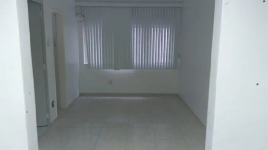 Sala no Centro