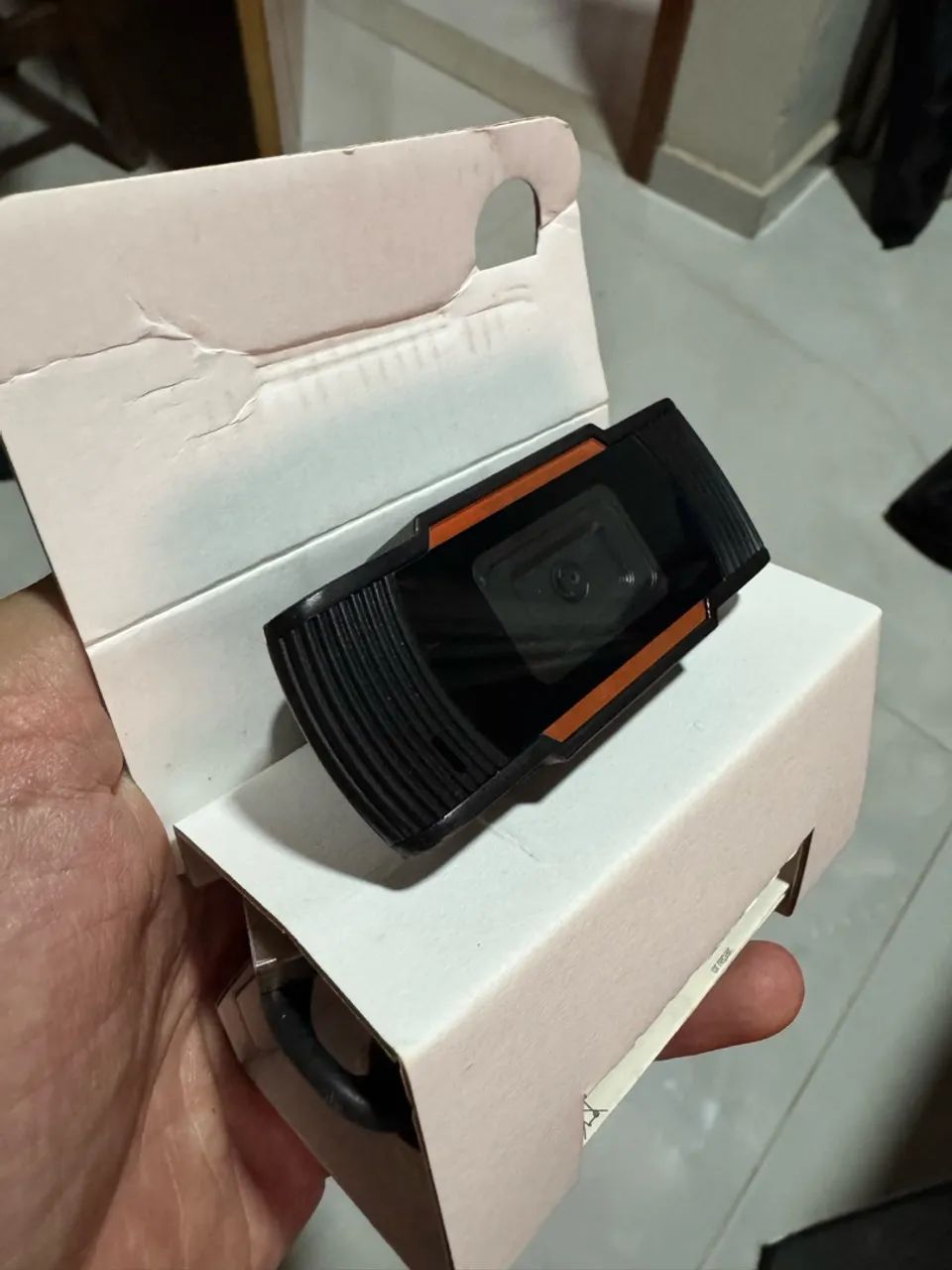 Webcam Brazil PC V5 HD 720p USB com Microfone - Preta/Laranja