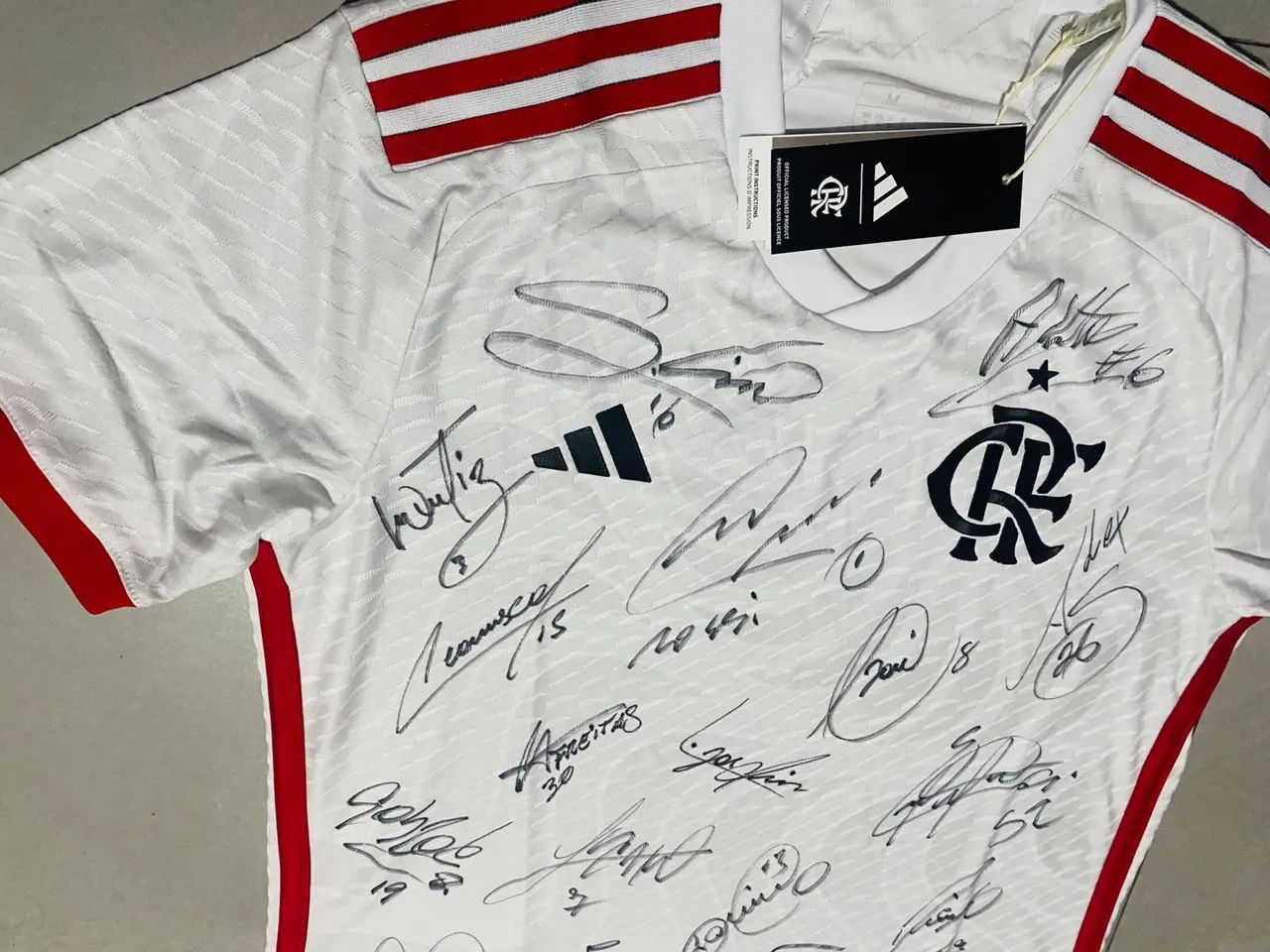 Camisa Flamengo authentic 2024/25 Autografada - Foto 4