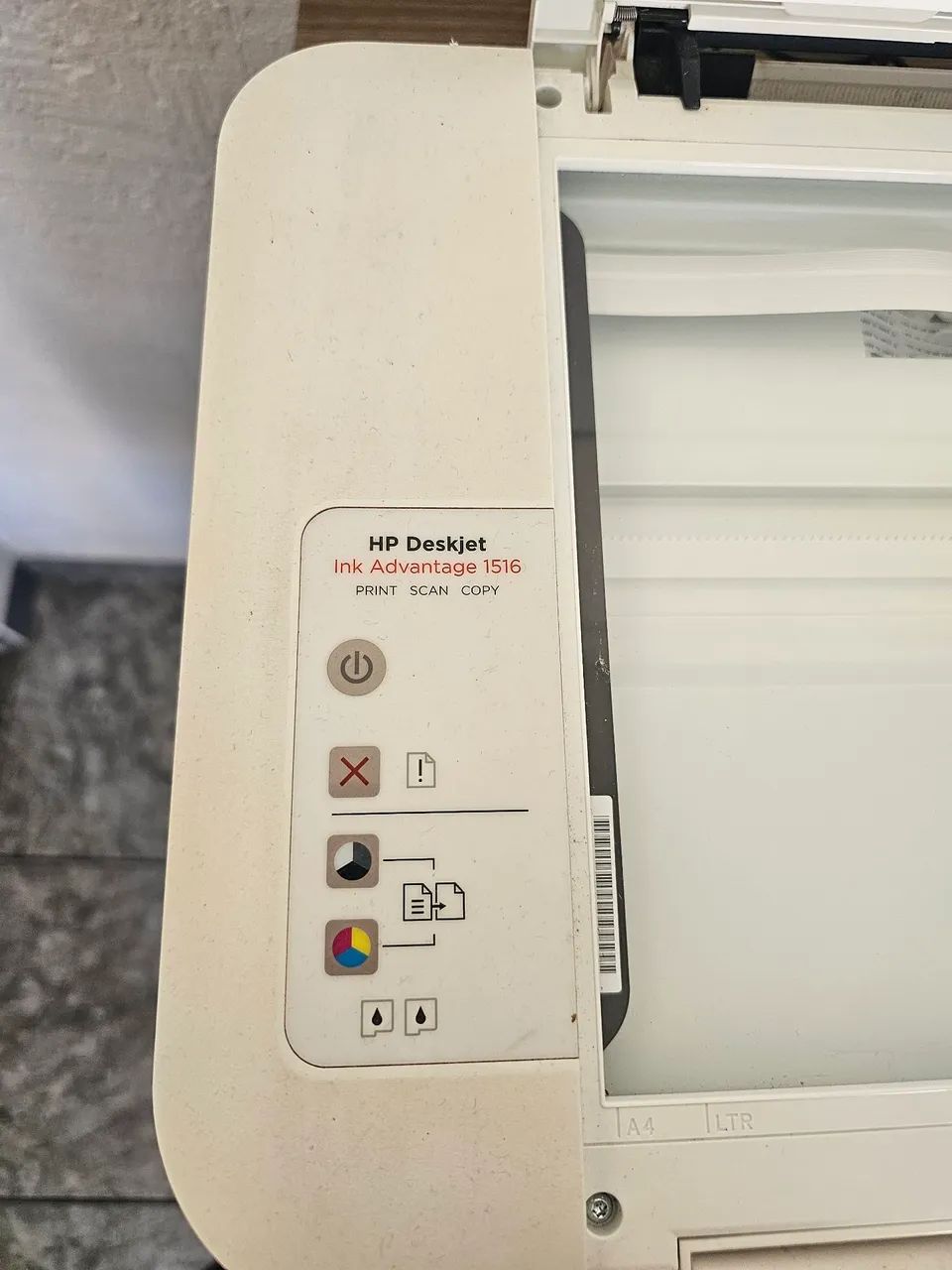 Impressora HP DeskJet Ink Advantage 1516 - Periféricos e