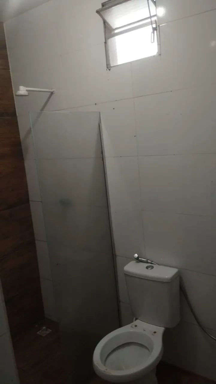 ALUGO CASA NOS BANCÁRIOS $1.300 - Foto 5