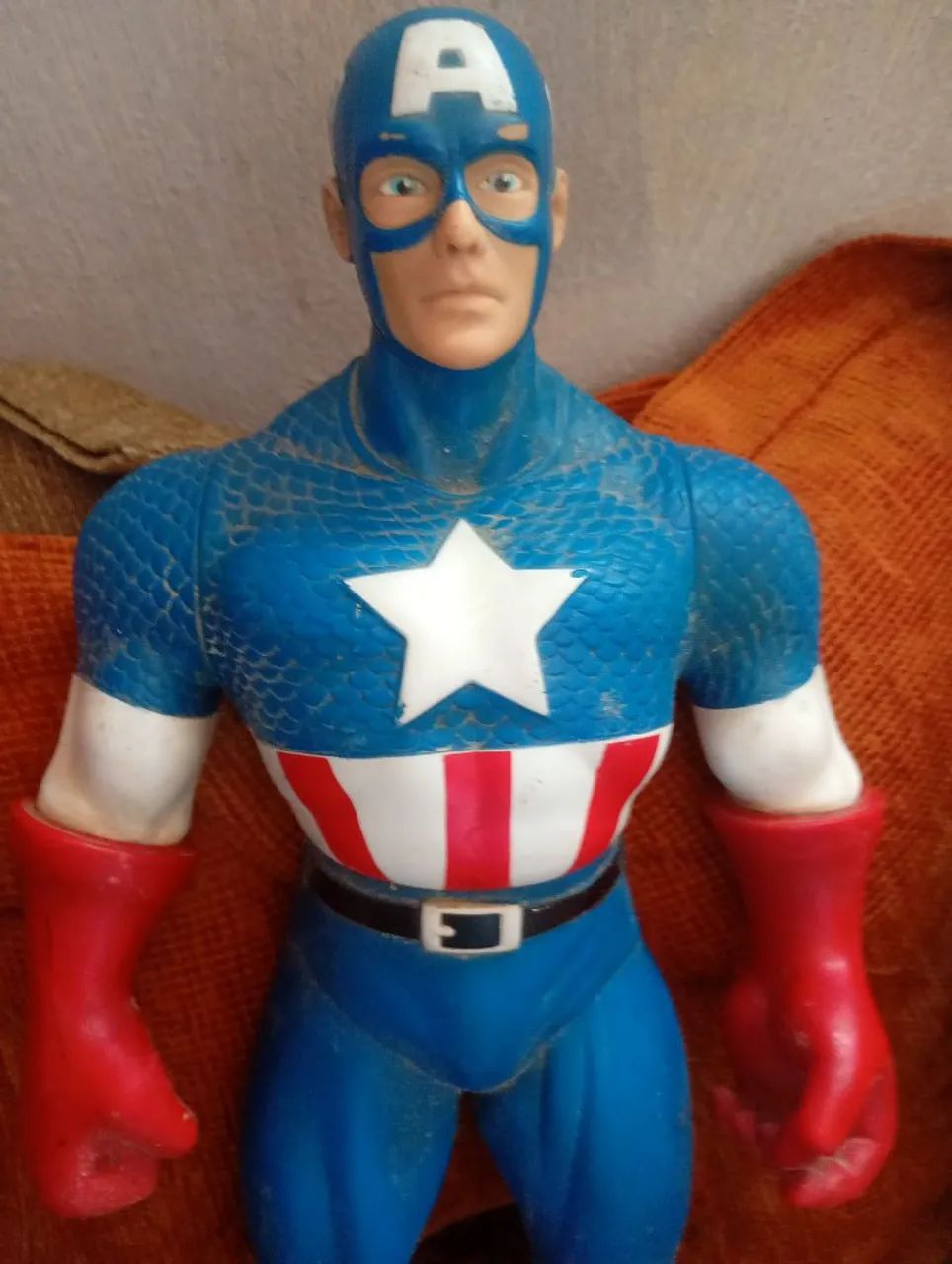 Boneca do capitão América. Da Marvel original. - Foto 2