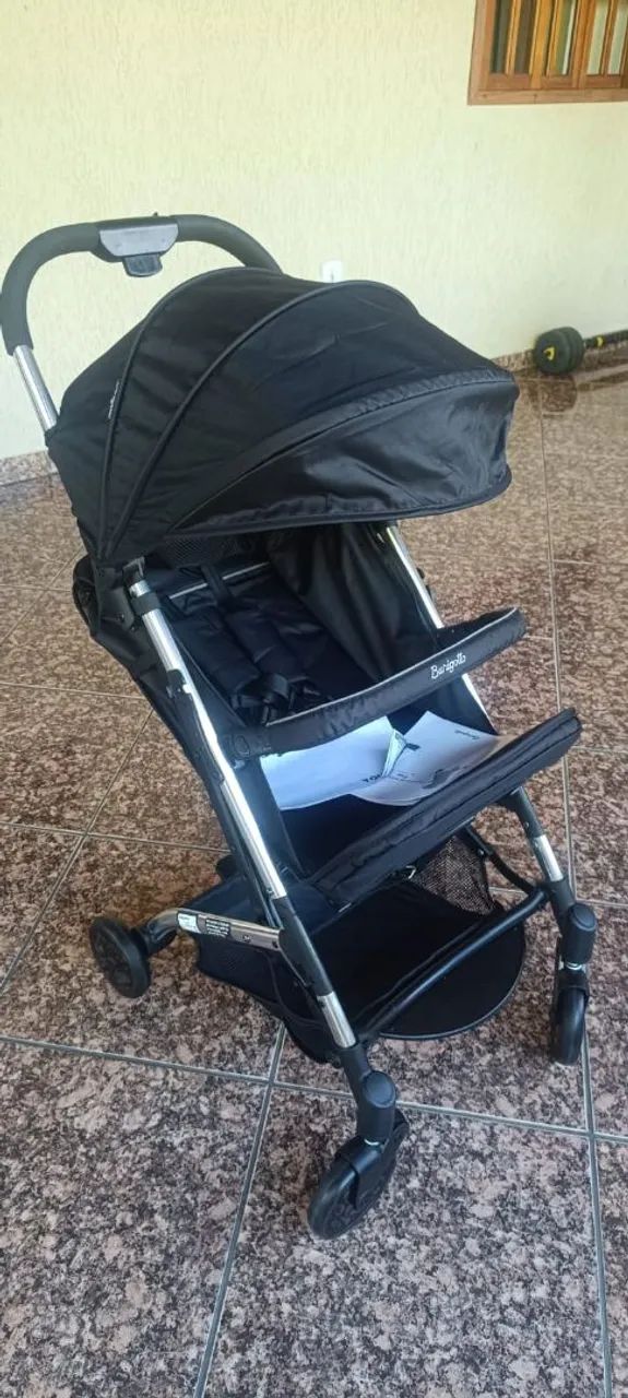 Carrinho e bebe conforto 