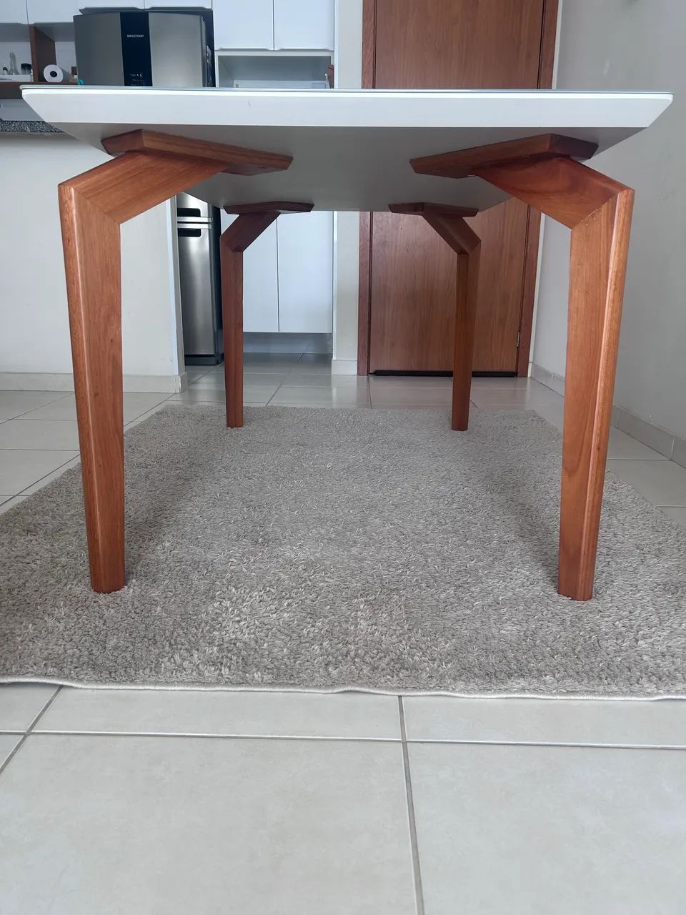 Mesa retangular tampo vidro 1,40 x 0,90  - Foto 3